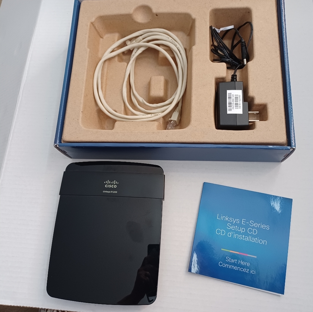 4/$40 Wireless-N Router in Box - Picture 3 of 5